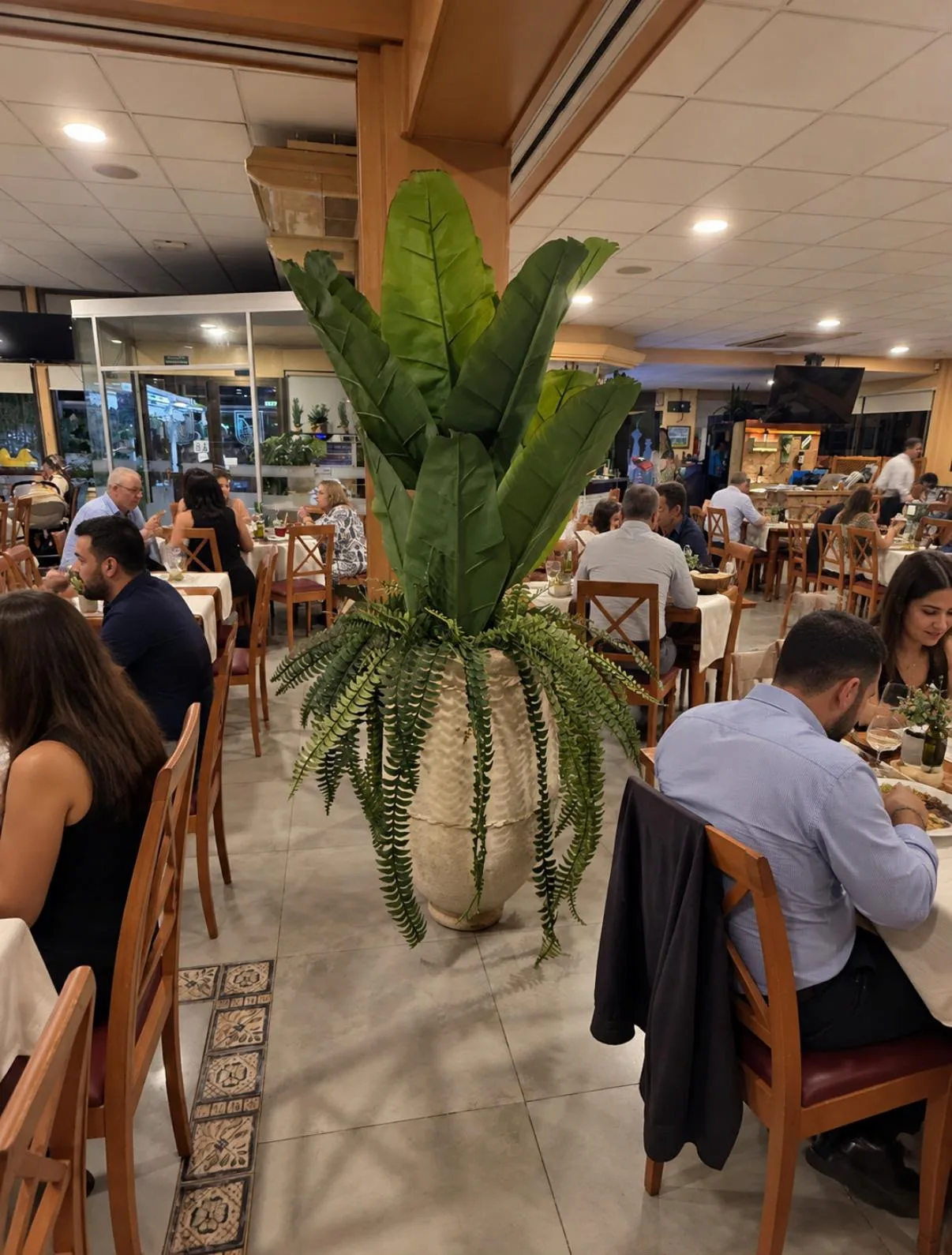 Mesa preparada para eventos en Restaurante Esturión